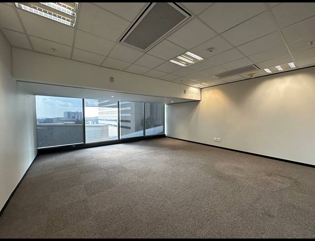 1,039M² OFFICE TO LET IN SANDTON CENTRAL